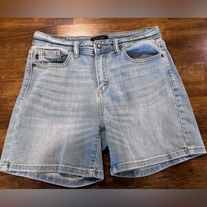 Judy Blue shorts medium
